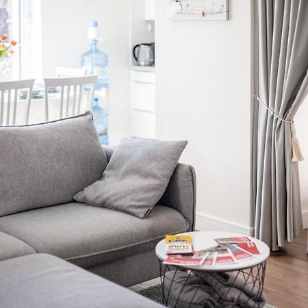 3 Bedroom Apartment 24H Self Check In, Free Parking, Ac, Fireplace Wilno Zewnętrze zdjęcie