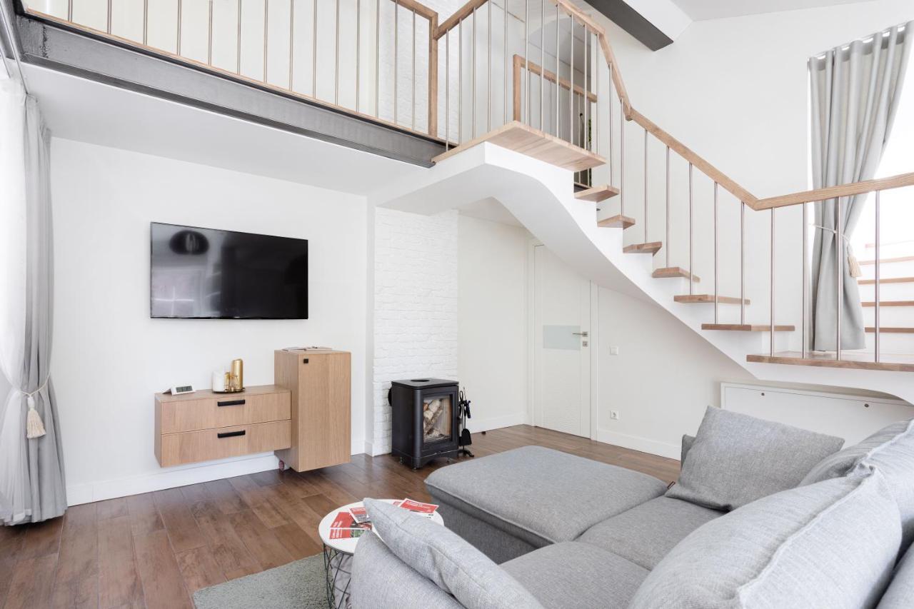 3 Bedroom Apartment 24H Self Check In, Free Parking, Ac, Fireplace Wilno Zewnętrze zdjęcie