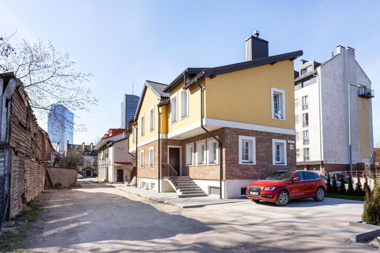 3 Bedroom Apartment 24H Self Check In, Free Parking, Ac, Fireplace Wilno Zewnętrze zdjęcie