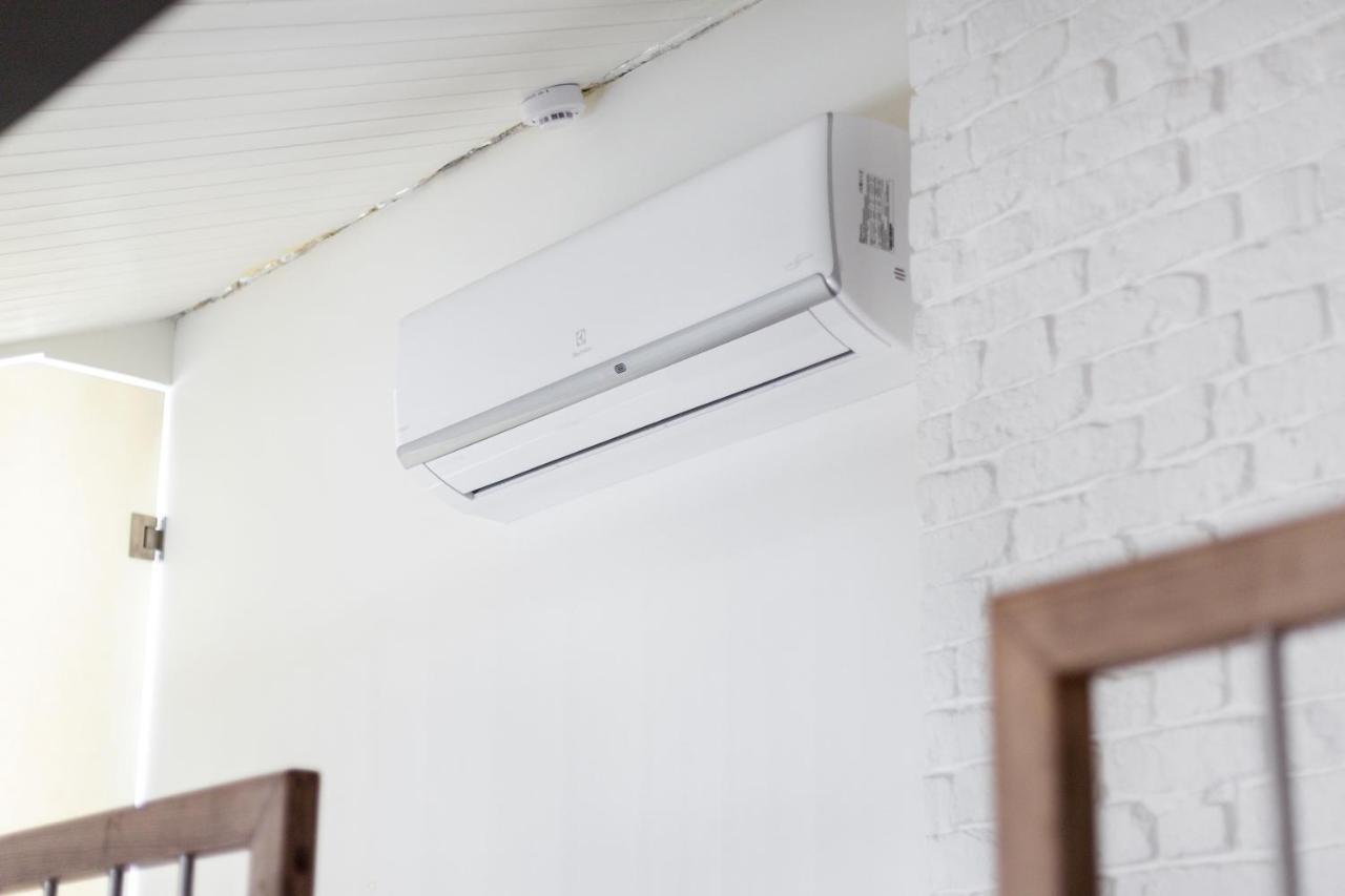 3 Bedroom Apartment 24H Self Check In, Free Parking, Ac, Fireplace Wilno Zewnętrze zdjęcie