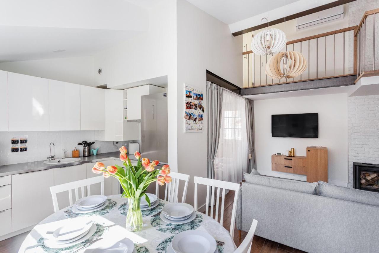 3 Bedroom Apartment 24H Self Check In, Free Parking, Ac, Fireplace Wilno Zewnętrze zdjęcie